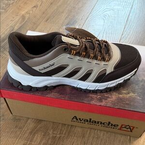 Avalanche Men's Brown and Cream Trail Shoes